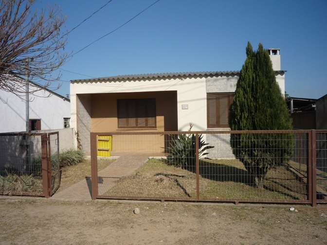 A escola funcionará provisoriamente em um imóvel alugado pela prefeitura, situado na Pedro Rabione Sacco