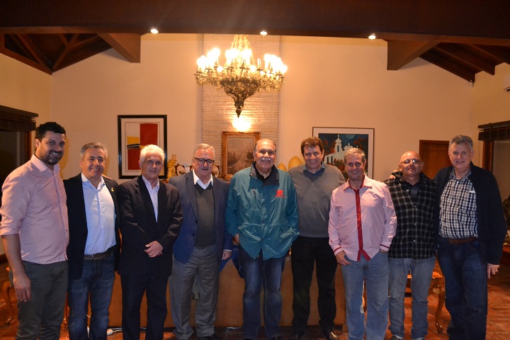 Prefeitos Adriano, Vitão e Zé Antônio, secretário Westphalen, Batalha, secretário Ernani Polo, prefeitos Bebeto e Renato e deputado federal Luiz Carlos Heinze