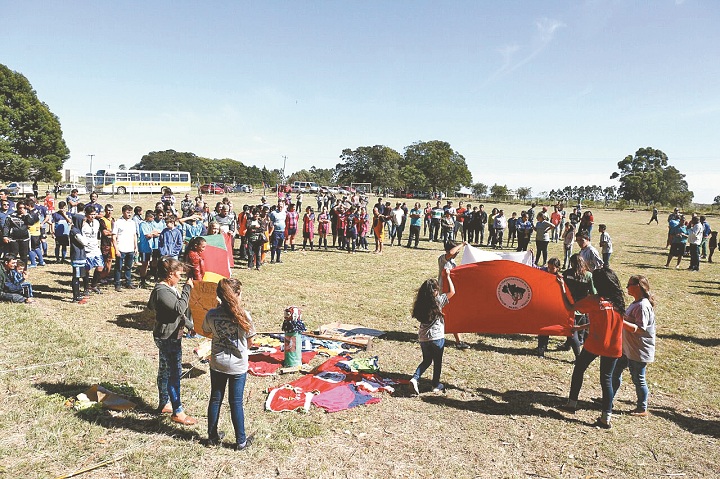 Evento esportivo reuniu dezenas de pessoas