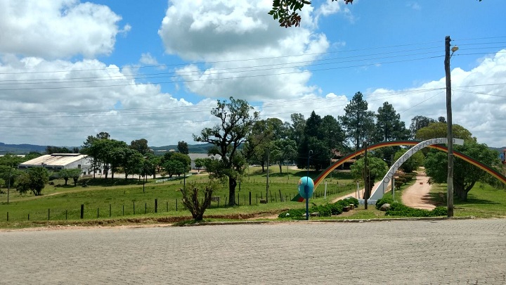 Evento acontece no parque do Sindicato Rural de Piratini