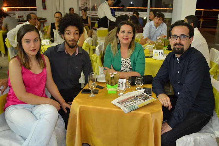 Equipe da Vinícola Miolo - apoiadora do evento