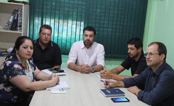 Prefeito esteve reunido para discutir estratégias