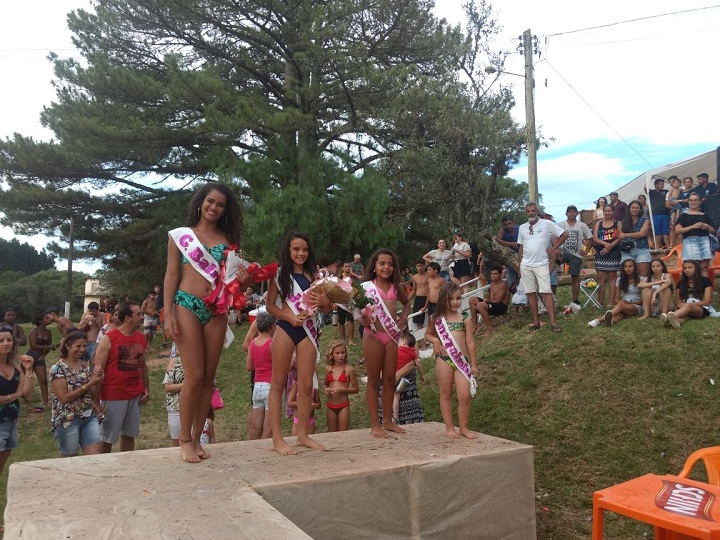 Meninas deram show na passarela e conquistaram em suas  respectivas categorias o título de Garota Balneário 2018 