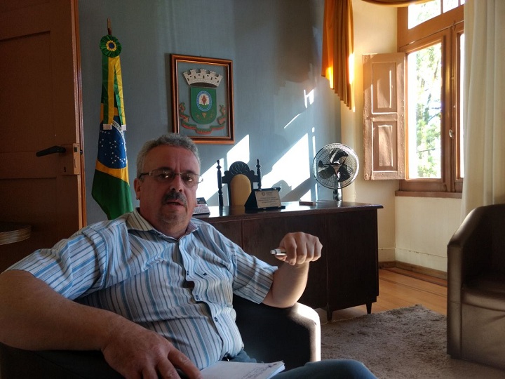 Para o vice-prefeito Gilson Gomes, transporte escolar e compra de maquinários são metas para 2018