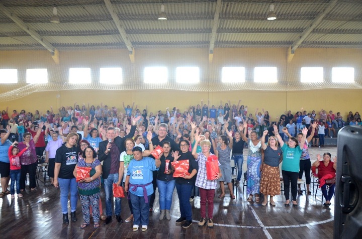 Palestra motivacional contou com a participação de muitas mulheres