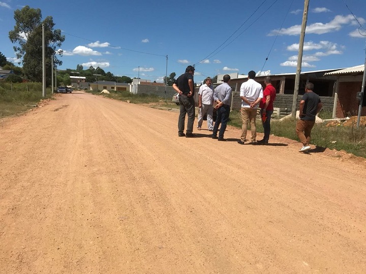 Adriano visitou a retomada das obras esta semana