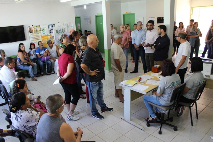 Médicos foram apresentados para a comunidade