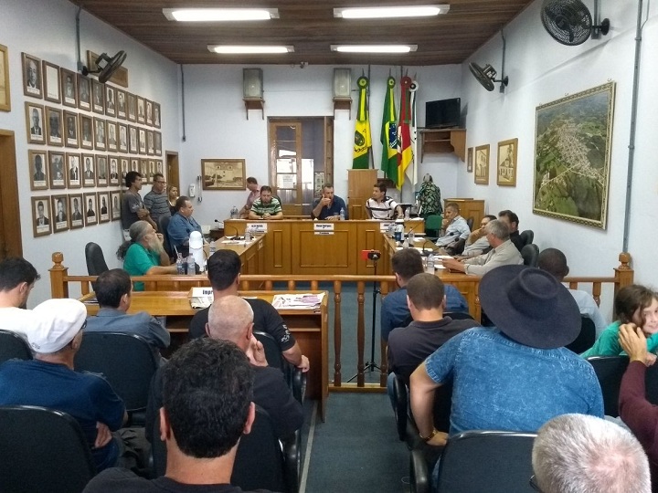 Clima estava tenso durante sessão legislativa