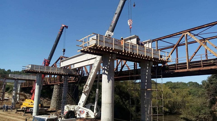 Nova ponte do Costa já está ganhando forma, com parte dos pilares já concluídos