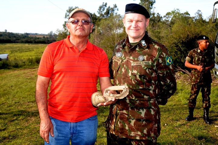Prefeito Renato Machado e general Vendramin 