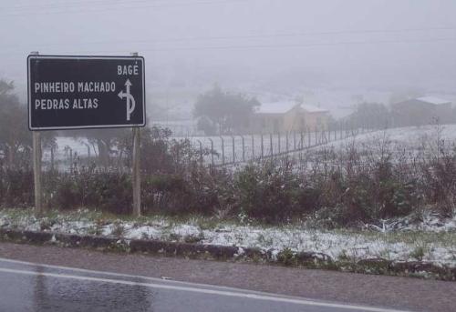 Em setembro de 2008, Pinheiro Machado registrou neve significativa 