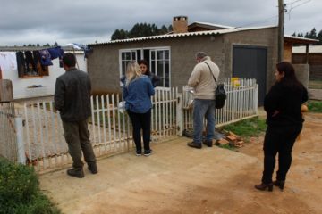 Equipes realizaram visitas domiciliares para cadastrar os moradores