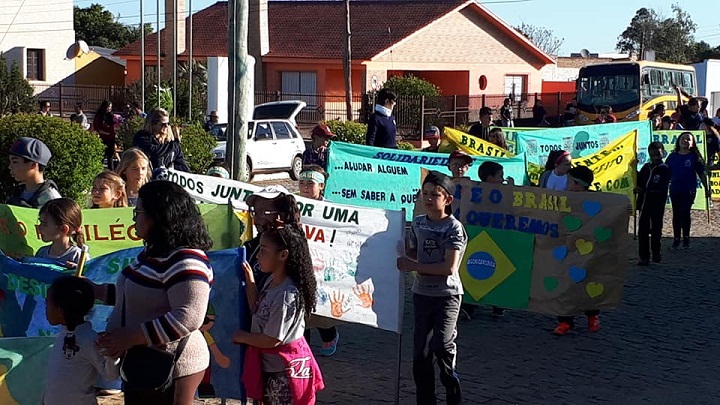Desfile Pedras Altas (4)